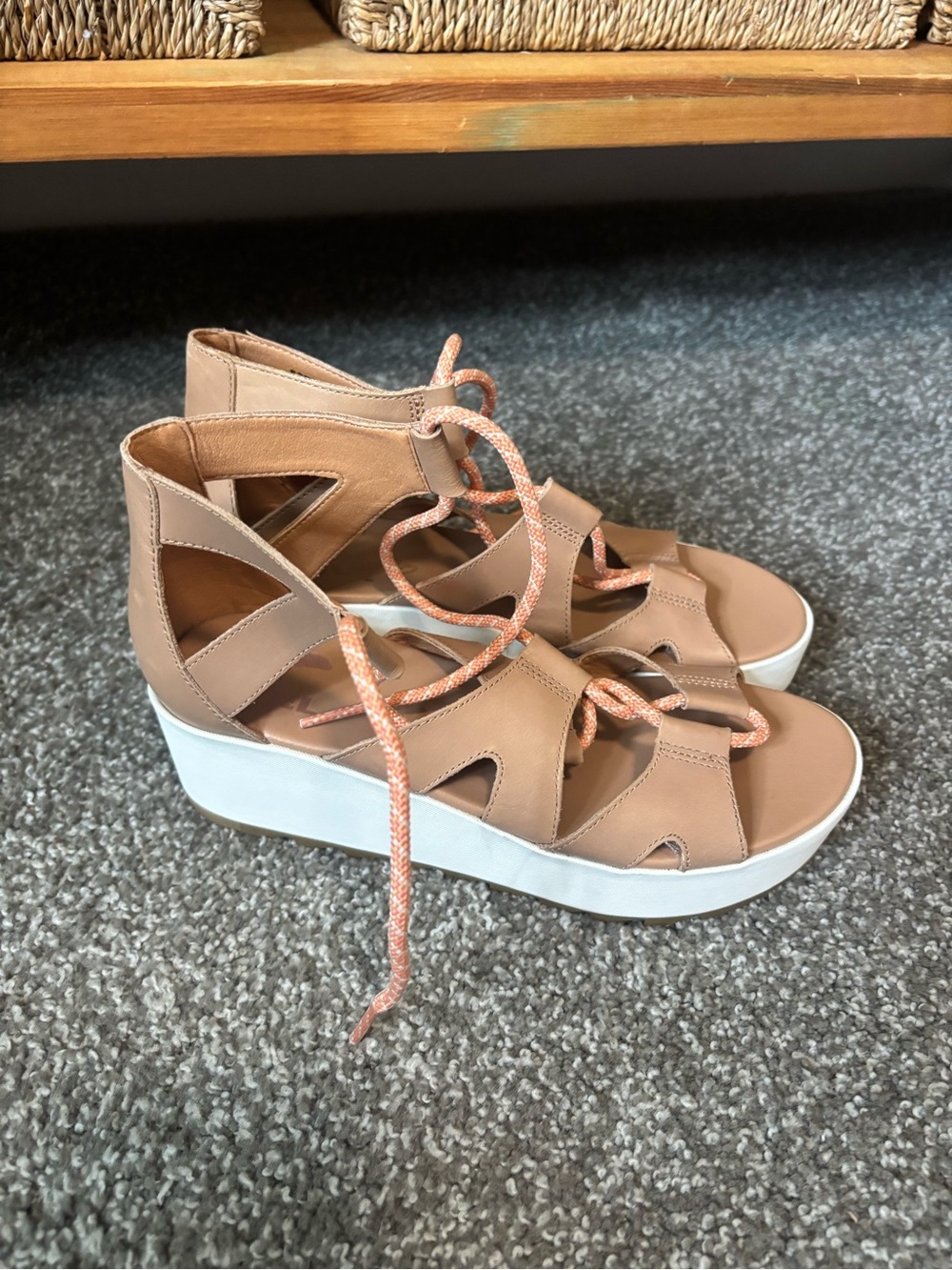 Women’s Sorel Cameron Flatform Lace sandals | Size 8 - Picture 4 of 7